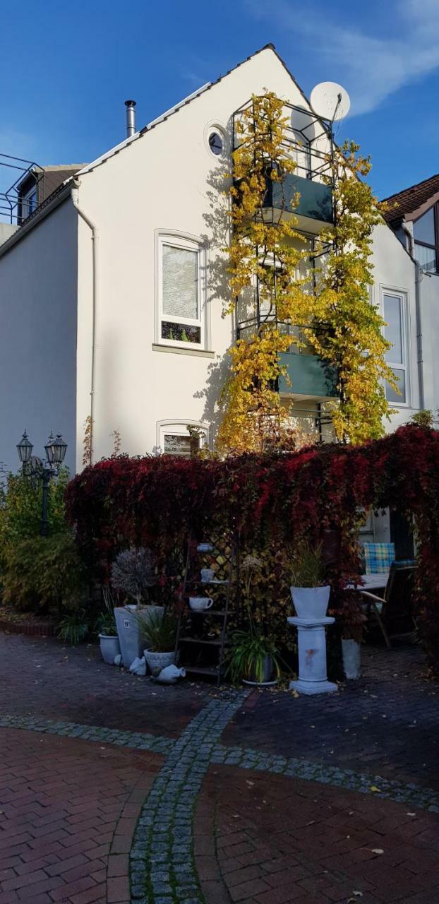 Ferienwohnungen Am Weserdeich ブレーマーハーフェン エクステリア 写真